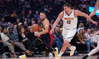 NBA：太阳击败篮网 杜兰特贡献35分